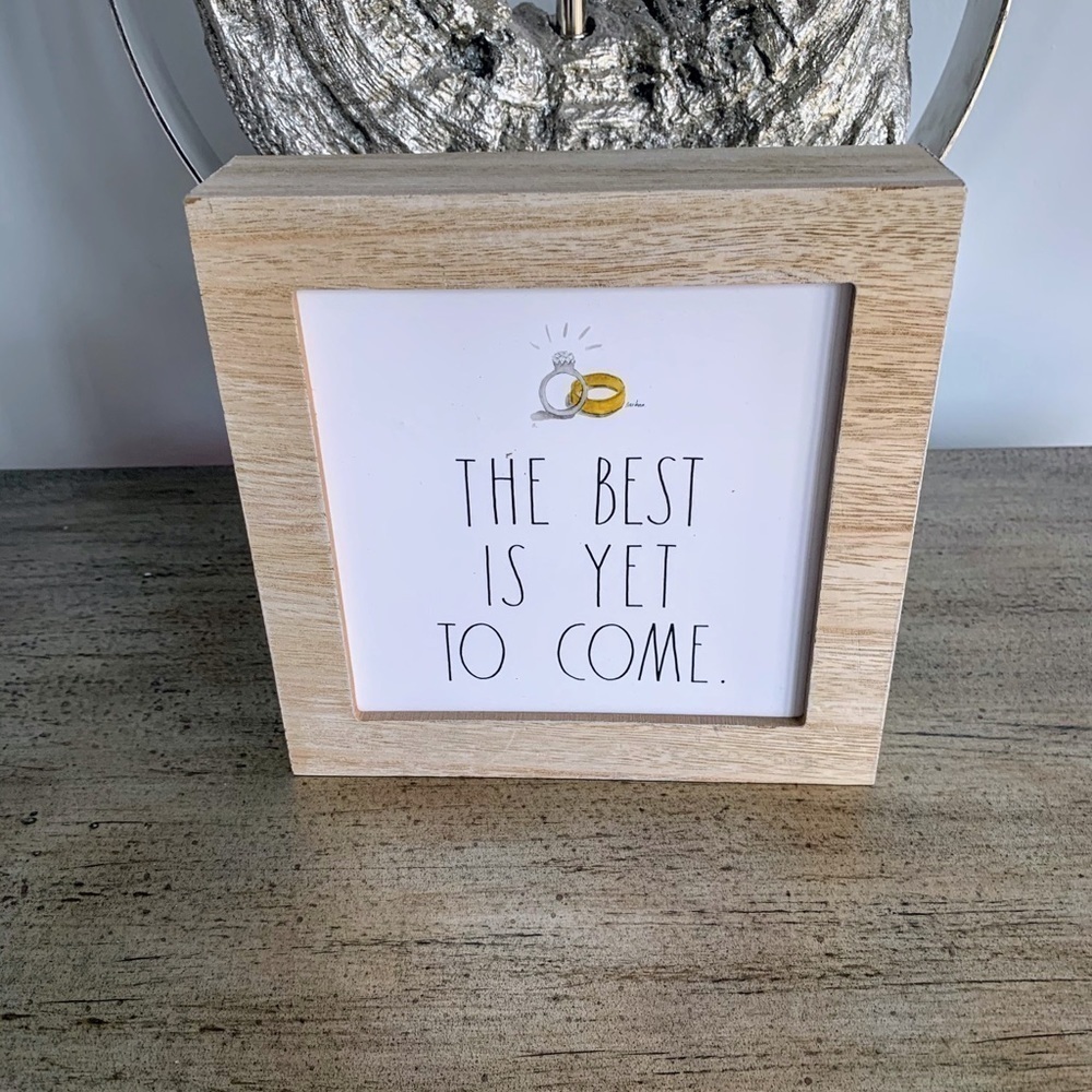 Rae Dunn “The Best is Yet to Come” Wood Sign - Picture 3 of 7